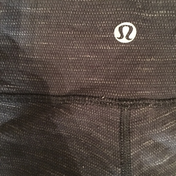 Lululemon Heathered Gray Wunder Under Leggings - Picture 3 of 3